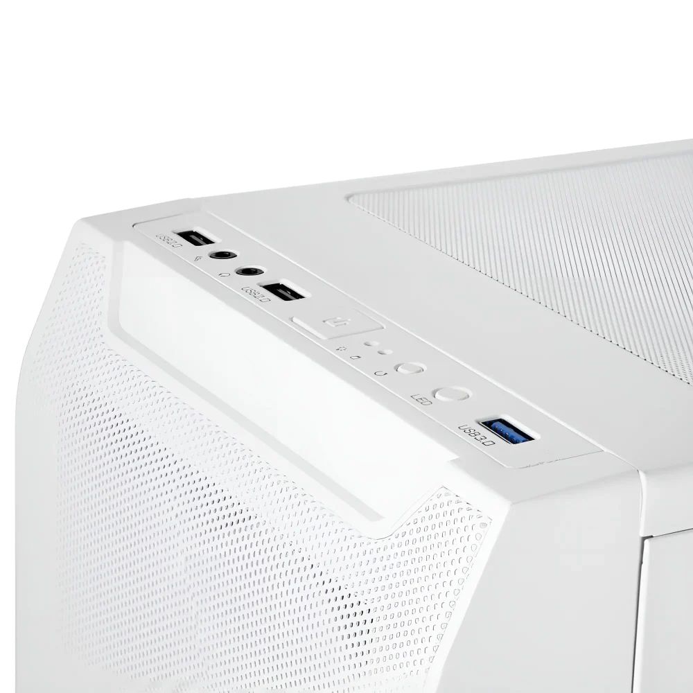 نمای نزدیک پنل بالایی کیس گیمینگ فاطر FG-720W شامل دکمه روشن و خاموش و درگاه های اتصال
